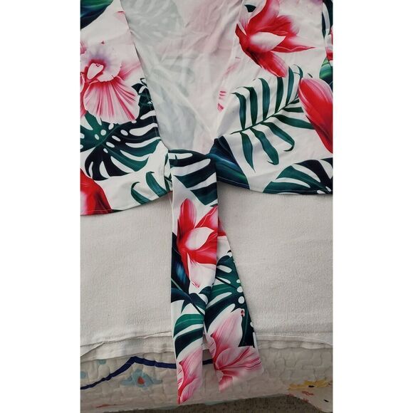 NWOT CHIC ME WOMENS COVER-UP - Picture 3 of 6